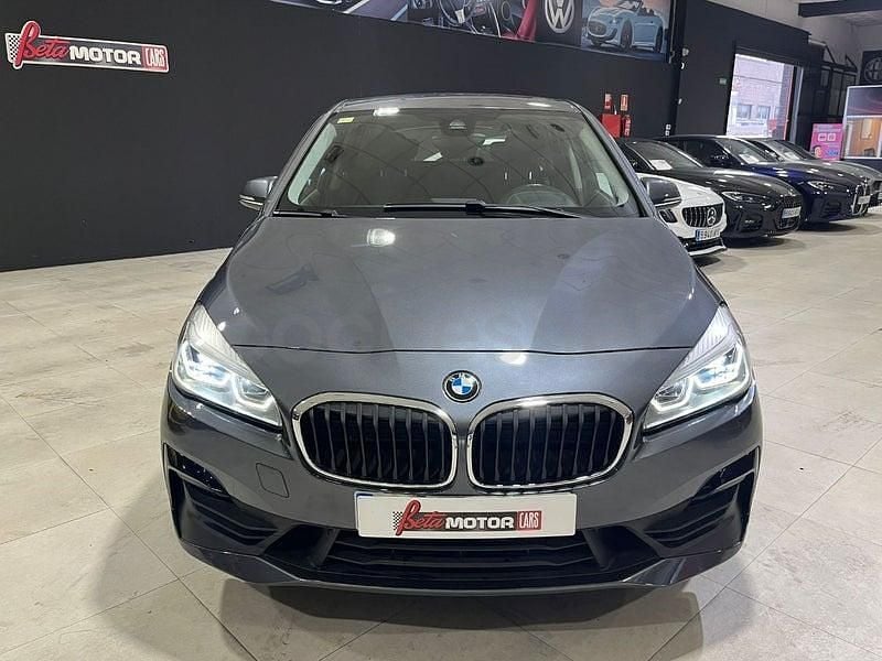 Usado BMW 218 150 CV (110 kW) 2020 Gris / plata Familiar