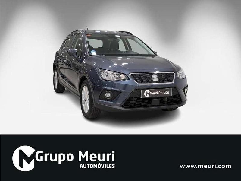 Usado Seat Arona Style 90 CV (66 kW) 2021 Gris SUV