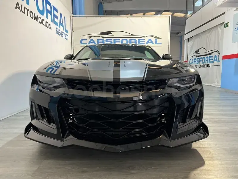 Usado Chevrolet Camaro 405 CV (297 kW) 2023 Negro Coupe