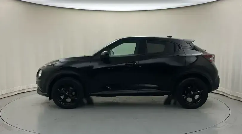 Usado Nissan Juke N-Connecta 114 CV (83 kW) 2021 Midnight black (metalizado) SUV