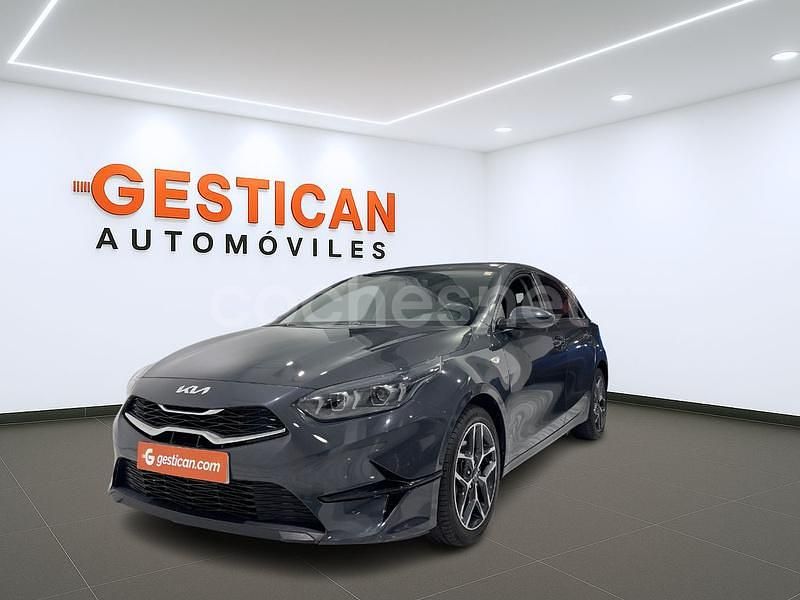 Gris / plata Usado 2022 Kia Ceed Utilitario | 14.990 € (Precio justo) - Imagen 1/4
