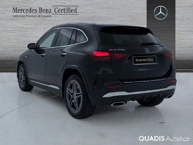 Usado Mercedes GLA250 AMG line 218 CV (160 kW) 2026 Negro noche SUV