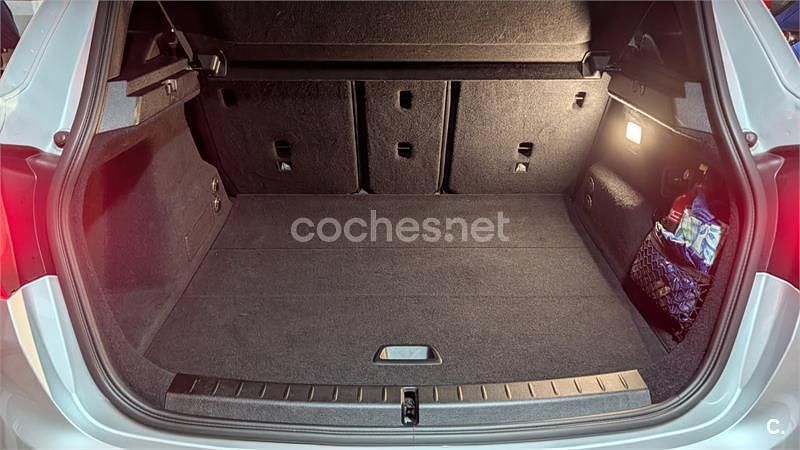 Usado BMW 225 Active Tourer iPerformance 224 CV (164 kW) 2019 Gris / plata Monovolumen