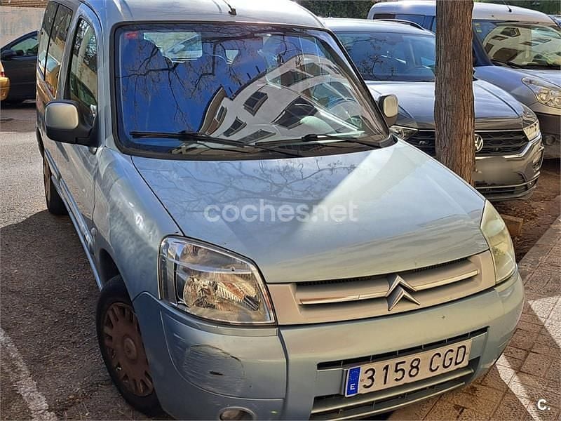 Gris / plata Usado 2009 Citroën Berlingo Monovolumen | 3000 € (Un poco caro) - Imagen 1/4