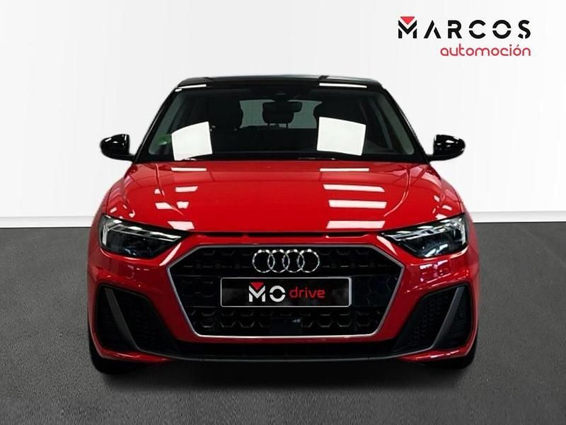 Usado Audi A1 Sportback Premium 95 CV (69 kW) 2022 Rojo Utilitario