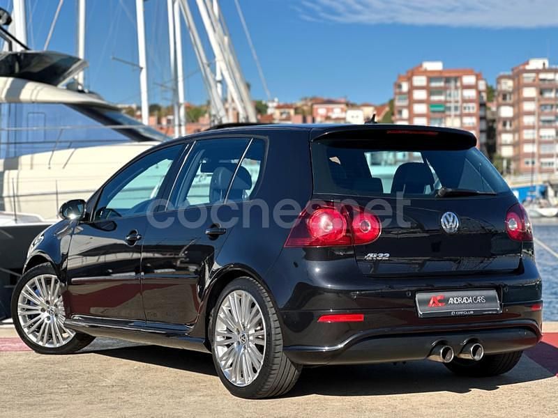 Usado VW Golf IV R 250 CV (183 kW) 2006 Negro Berlina
