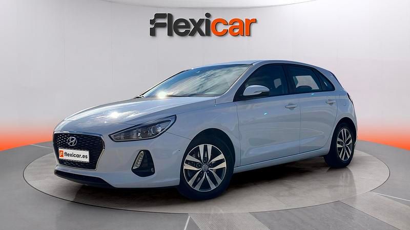 Usado Hyundai i30 120 CV (88 kW) 2017 Blanco Utilitario