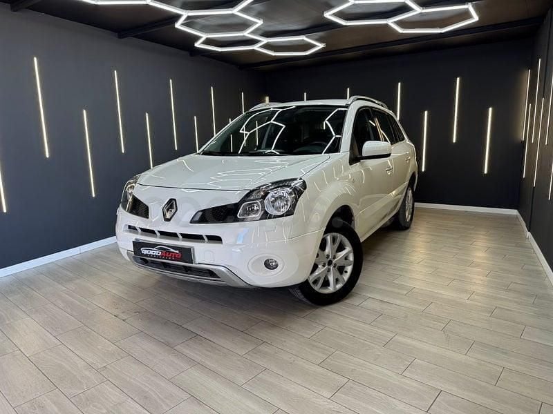 Usado Renault Koleos Dynamique 150 CV (110 kW) 2011 Blanco SUV