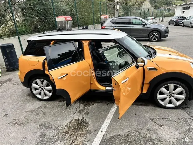 Usado Mini Cooper D Clubman 150 CV (110 kW) 2016 Naranja Familiar