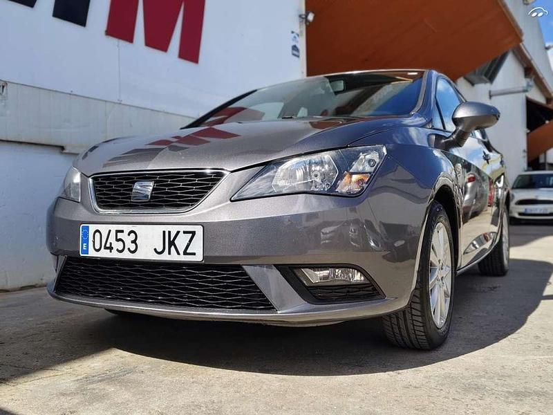 Usado Seat Ibiza Style 90 CV (66 kW) 2015 Gris Utilitario