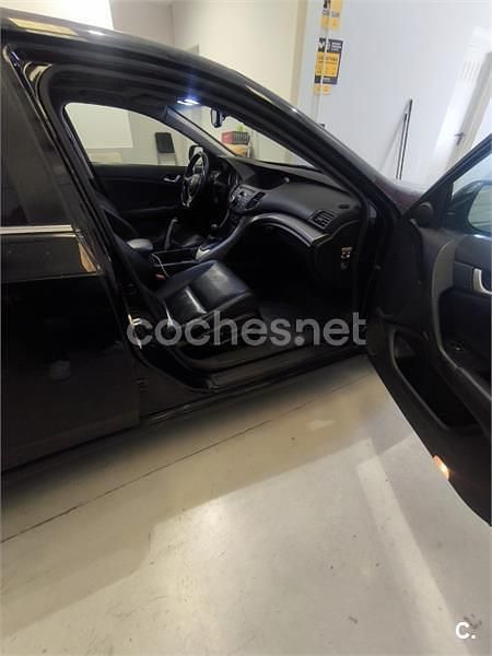 Usado Honda Accord Innova 150 CV (110 kW) 2011 Negro Berlina