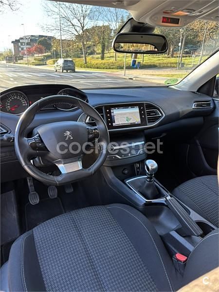 Usado Peugeot 308 Style 120 CV (88 kW) 2016 Azul Berlina
