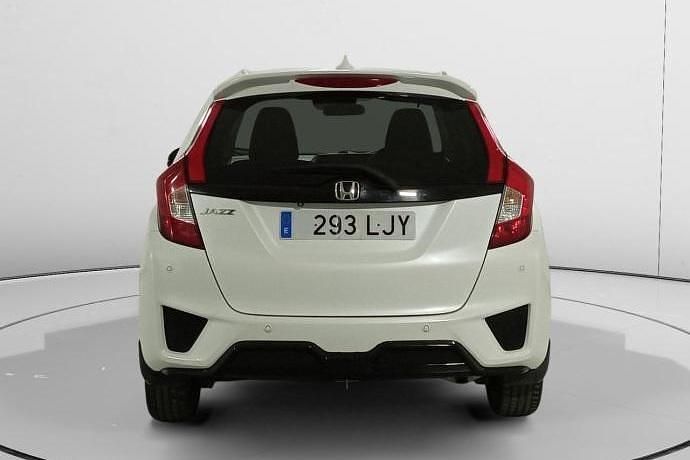 Usado Honda Jazz Elegance 102 CV (75 kW) 2015 Utilitario