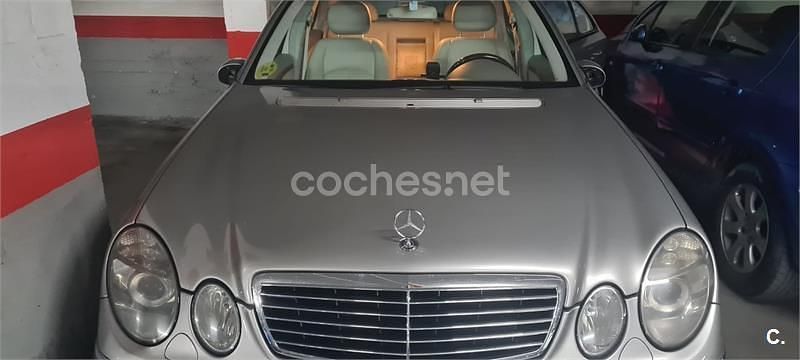 Gris / plata Usado 2005 Mercedes E280 Avantgarde Berlina | 7900 € (Caro) - Imagen 1/4