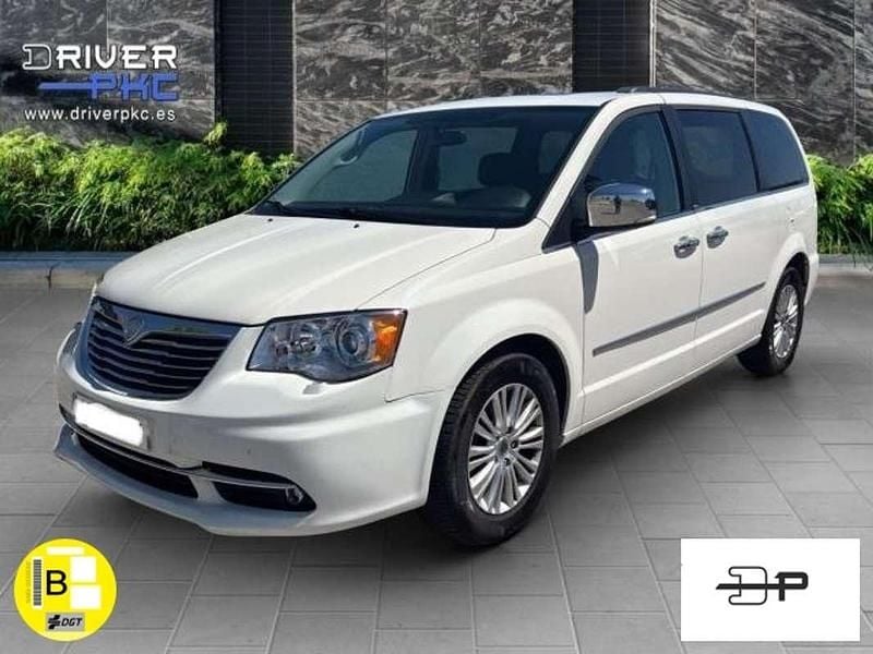 Usado Lancia Voyager Gold 163 CV (119 kW) 2012 Blanco Monovolumen