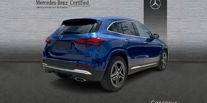 Usado Mercedes GLA200 150 CV (110 kW) 2024 Azul SUV