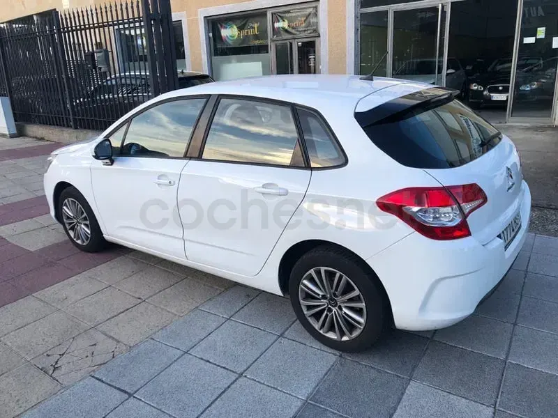 Usado Citroën C4 Tonic 92 CV (67 kW) 2013 Blanco Berlina