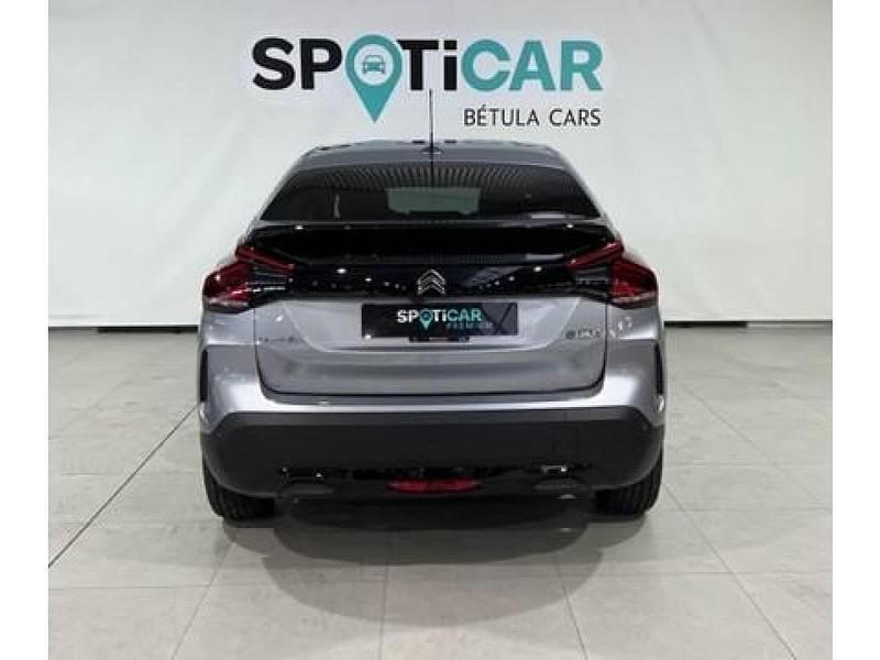 Käytetty Citroën e-C4 Feel 100 kW (136 HP) 2023 Harmaa Sedan