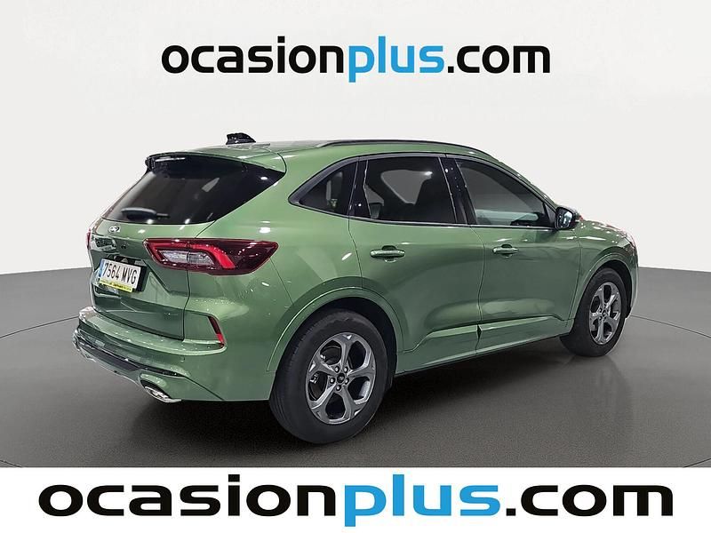 Usado Ford Kuga ST-Line 150 CV (110 kW) 2024 Verde SUV