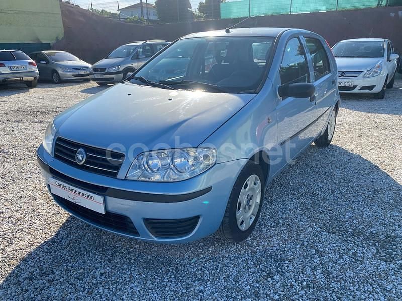 Azul Usado 2005 Fiat Punto Dynamic Utilitario | 3600 € (Caro) - Imagen 1/4