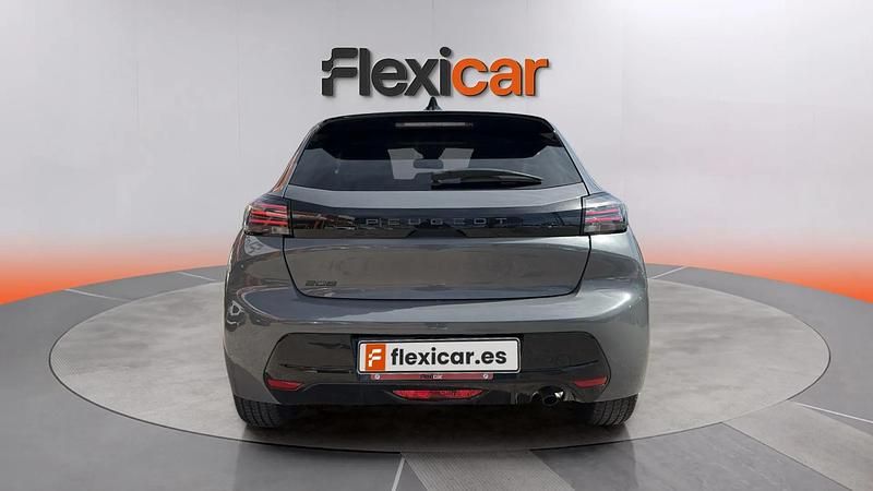 Usado Peugeot 208 Allure 101 CV (74 kW) 2025 Gris Utilitario