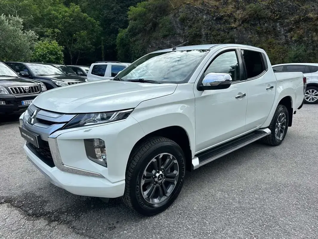 Usado Mitsubishi L200 Motion 150 CV (110 kW) 2020 Blanco Pickup/Camioneta