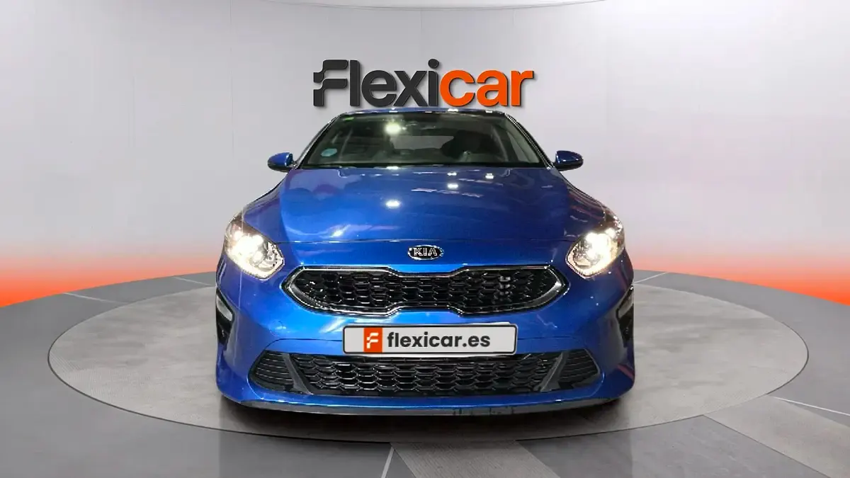 Usado Kia Ceed 115 CV (84 kW) 2020 Azul Utilitario