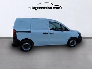 Begagnad Renault Kangoo 89 kW (122 HK) 2023 Vit Minibuss