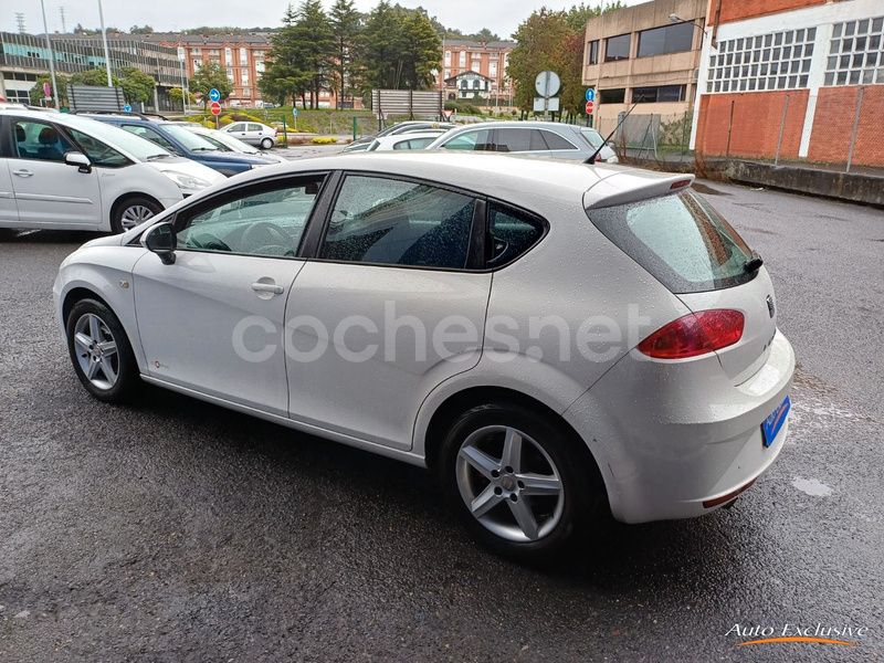 Usado Seat Leon Copa 105 CV (77 kW) 2013 Blanco Berlina