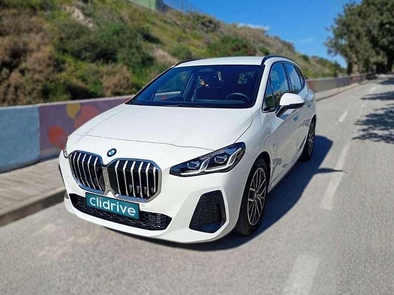 Usado BMW 218 136 CV (100 kW) 2024 Blanco Monovolumen