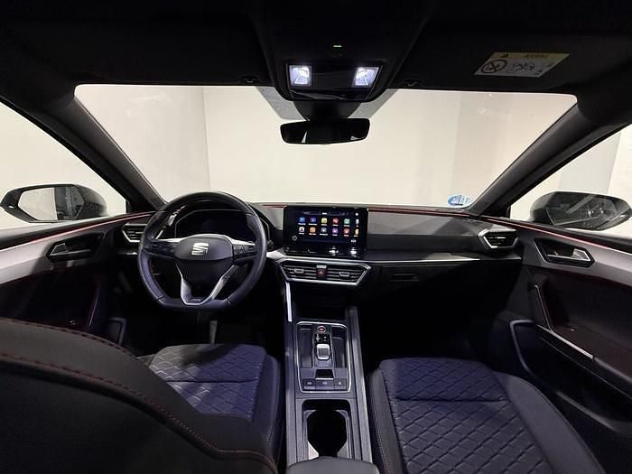 Usado Seat Leon FR 150 CV (110 kW) 2024 Rojo