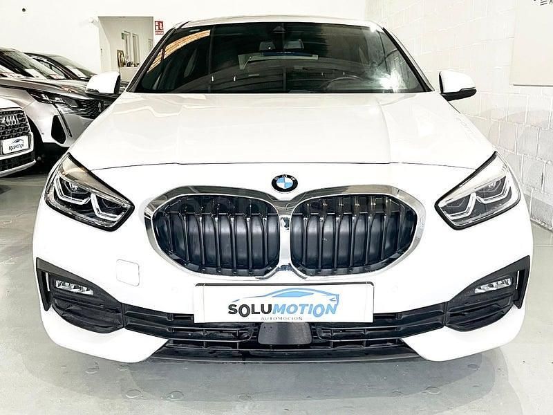 Usado BMW 118 140 CV (102 kW) 2020 Blanco Utilitario