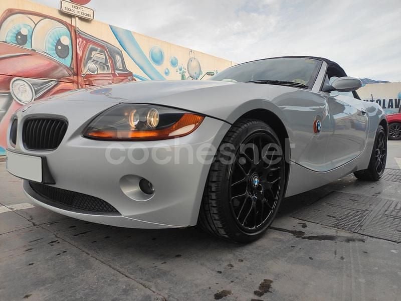 Gris / plata Usado 2004 BMW Z4 Descapotable | 8500 € (Precio justo) - Imagen 1/4