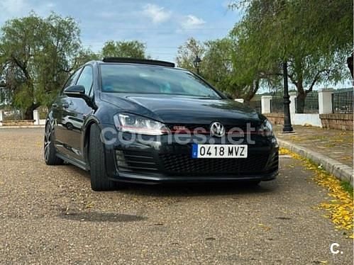 Usado VW Golf VII GTI 230 CV (169 kW) 2015 Gris / plata Berlina