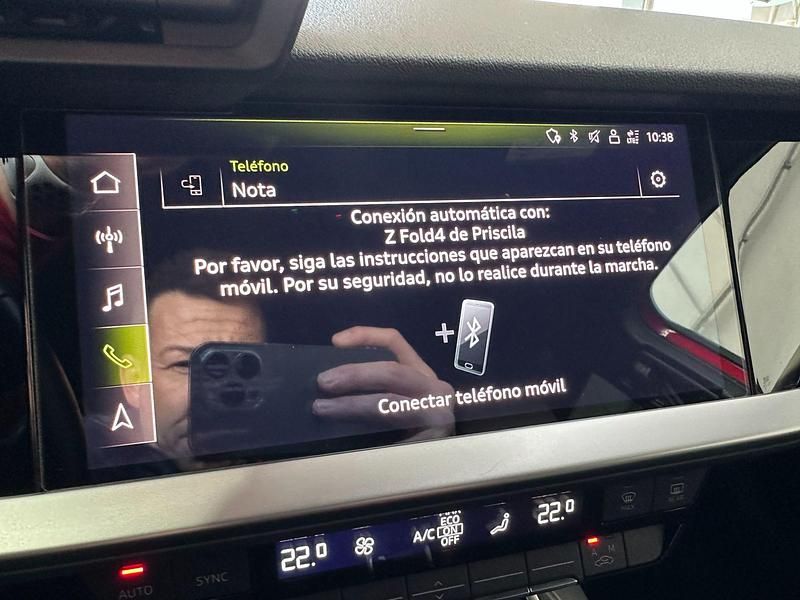 Usado Audi A3 S-Line 116 CV (85 kW) 2022 Rojo Berlina