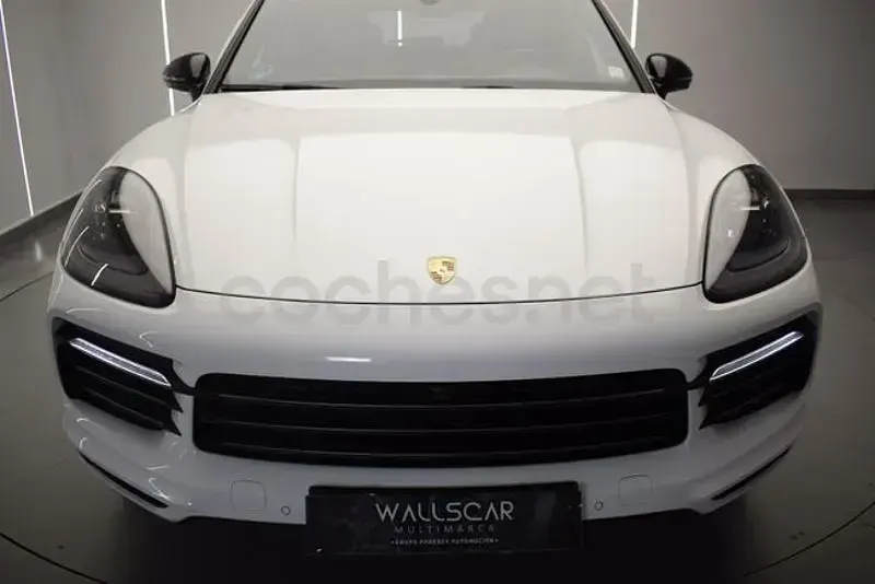 Usado Porsche Cayenne Platinum Edition 340 CV (250 kW) 2022 Blanco SUV