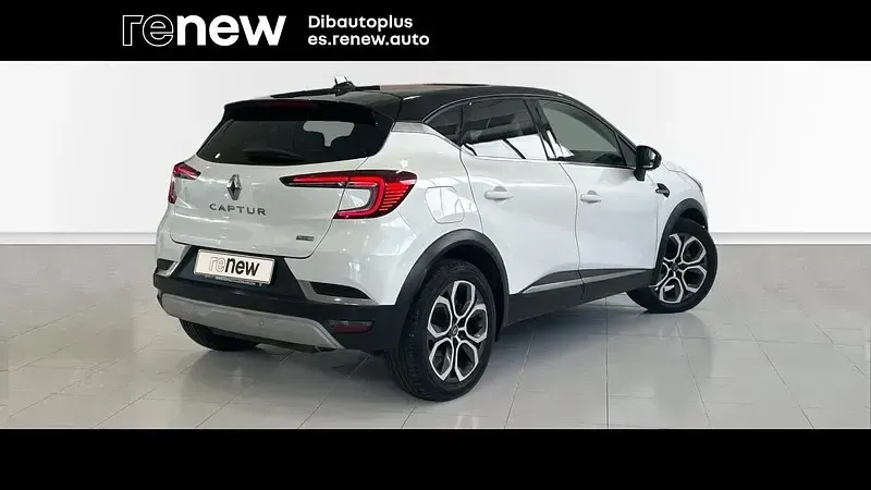 Usado Renault Captur Zen 159 CV (116 kW) 2021 Blanco SUV