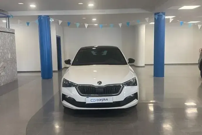 Usado Skoda Scala Sport 150 CV (110 kW) 2021 Utilitario