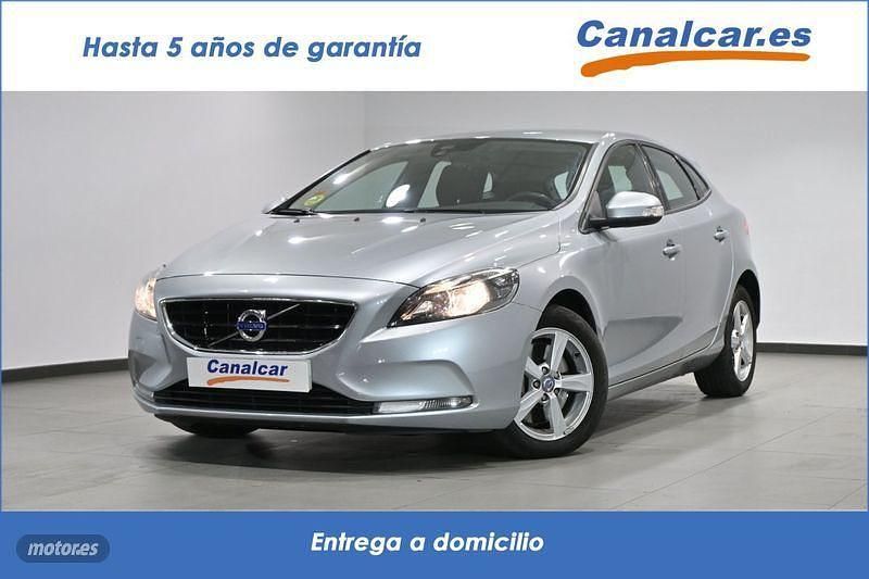 Usado 2014 Volvo V40 Kinetic Berlina | 13.590 € (Precio justo) - Imagen 1/4