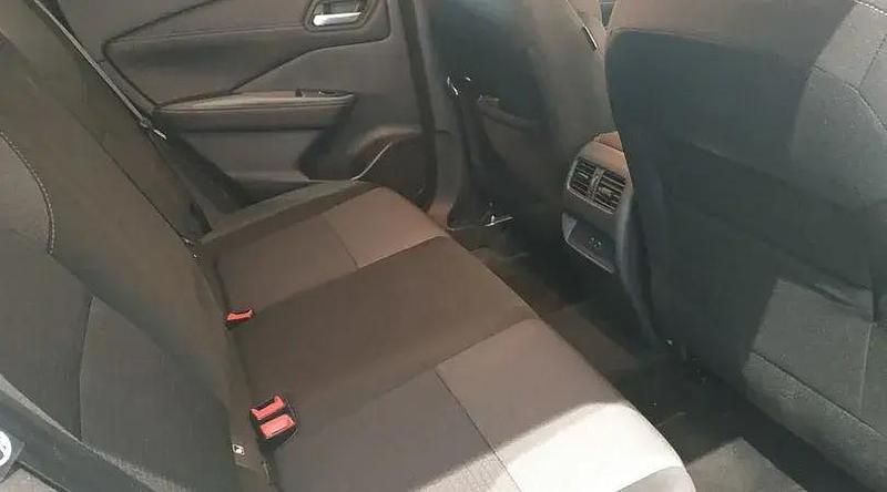 Usado Nissan Qashqai N-Connecta 158 CV (116 kW) 2023 Magnetic blue con techo midnig SUV