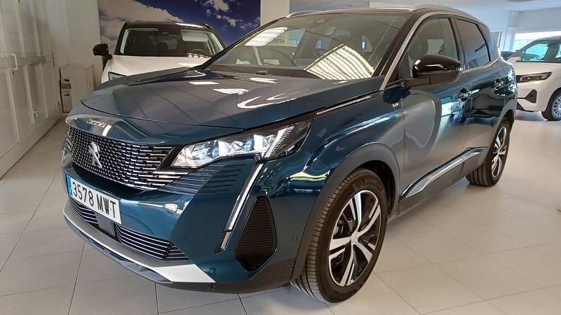 Azul Usado 2024 Peugeot e-3008 GT SUV | 31.900 € - Imagen 1/4