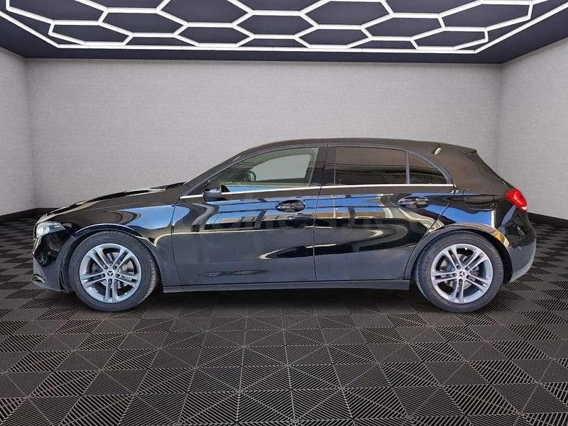 Usado Mercedes A180 116 CV (85 kW) 2018 Negro Berlina