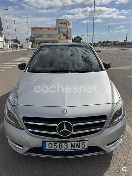 Gris / plata Usado 2014 Mercedes B220 Monovolumen | 12.500 € (Precio justo) - Imagen 1/4
