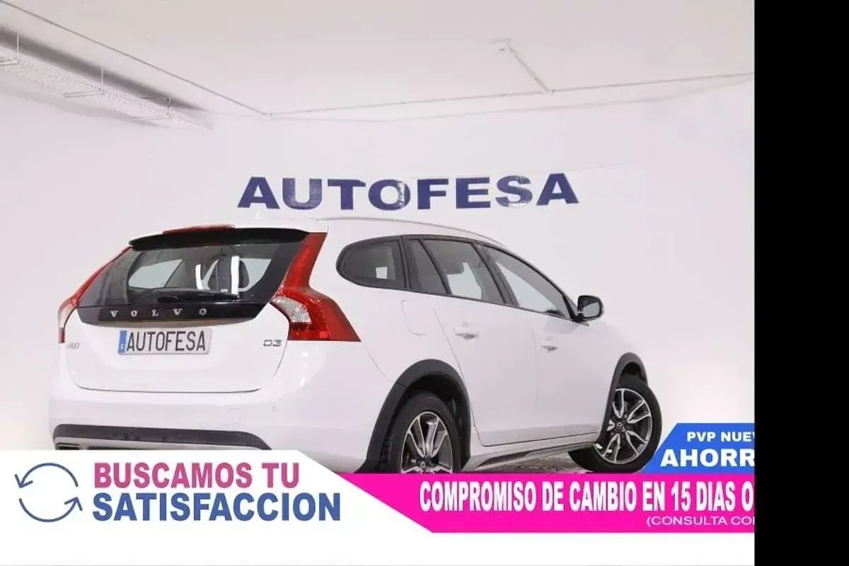 Usado Volvo V60 Plus 150 CV (110 kW) 2018 Blanco Familiar