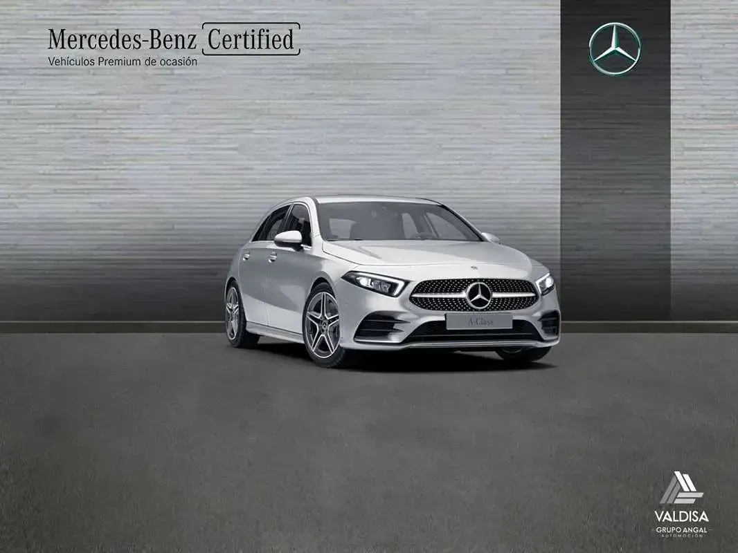 Usado Mercedes A250 AMG line 218 CV (160 kW) 2022 Berlina