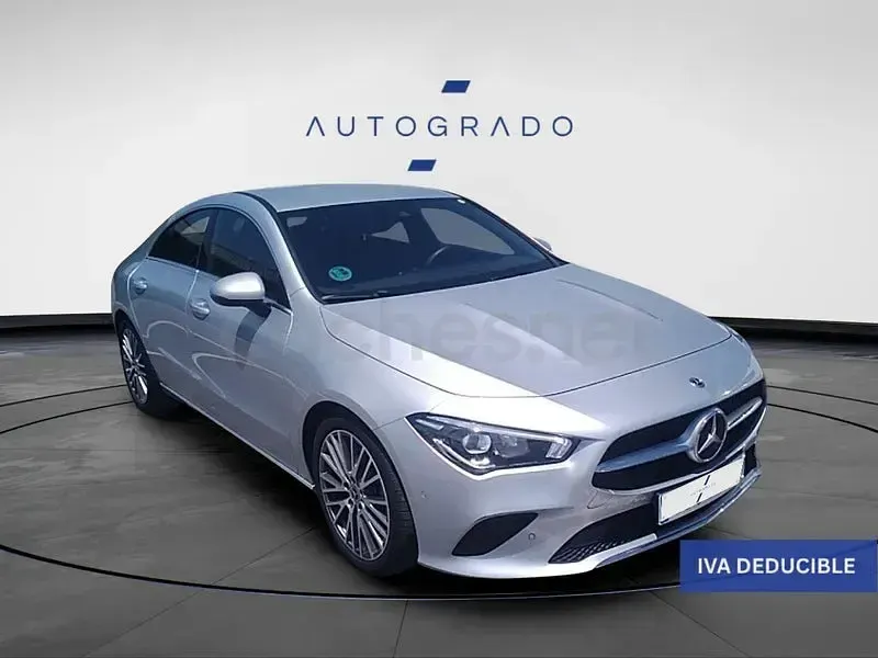Usado Mercedes CLA220 190 CV (139 kW) 2021 Gris / plata Coupe