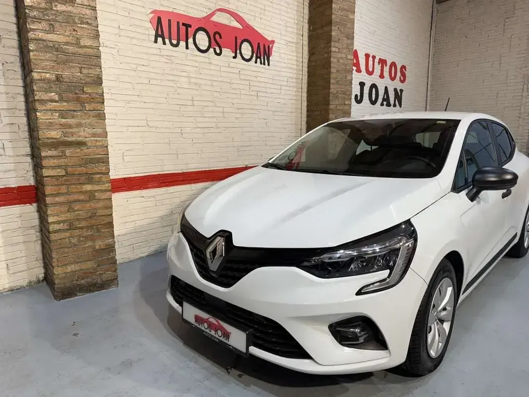 Usado Renault Clio 86 CV (63 kW) 2020 Blanco Utilitario