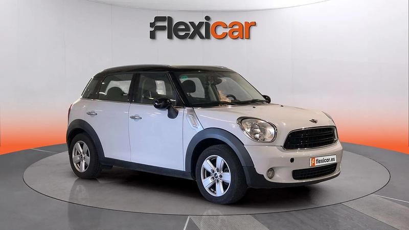 Usado Mini One D Countryman 90 CV (66 kW) 2017 Blanco SUV