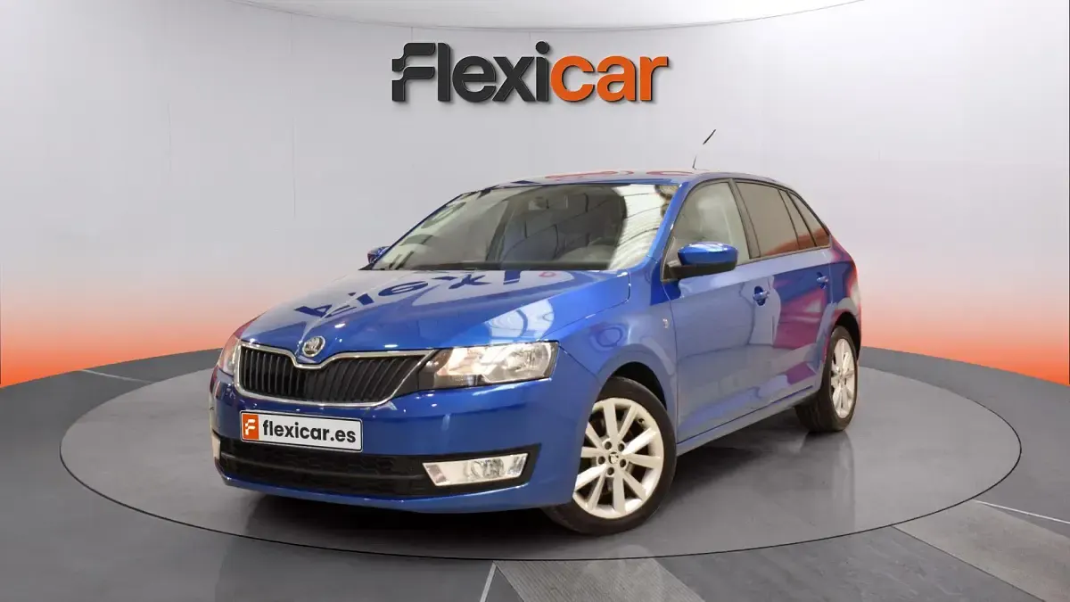 Usado Skoda Rapid 110 CV (80 kW) 2018 Azul Utilitario