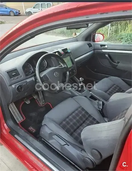 Usado VW Golf Cabriolet GTI 210 CV (154 kW) 2015 Rojo Descapotable